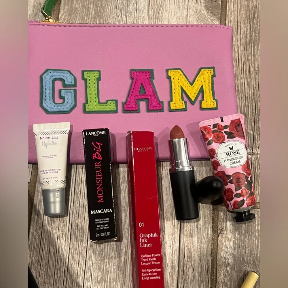 Clarins,Lancôme,MAC Glam bag